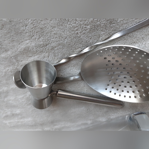 Bullware Bar Accessory Cocktail Kit Gift Set - Picture 8 of 14